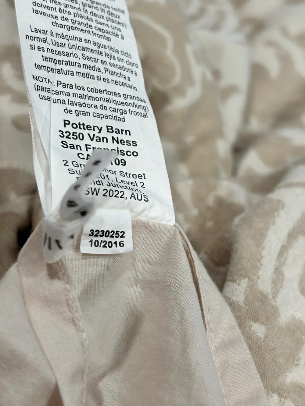 POTTERY BARN Beige Tonal JACQUARD MEDALLION Duvet Cover 108” X 92” King Size
